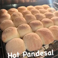 Hot Pandesal| 🌺IAnneさん