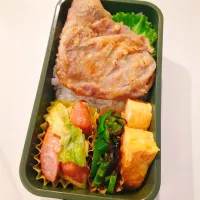 味噌豚弁当🌷|きゅーさん