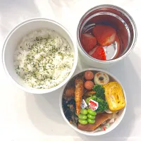 春巻き
エビフライ
ひじき煮
卵焼き
チーズちくわ
チーズウインナー
ブロッコリー
枝豆
のり弁
🍓|ayumomさん