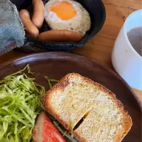 手作りパンの朝食|ミカさん