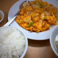 【外食】卵とエビ🦐チリソース