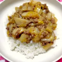 里芋と白菜のそぼろ丼|藤さんちのごはんさん