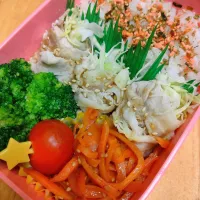 学校最後のお弁当   肉巻き弁当！まだこれからも料理投稿します！|アボカド🥑さん