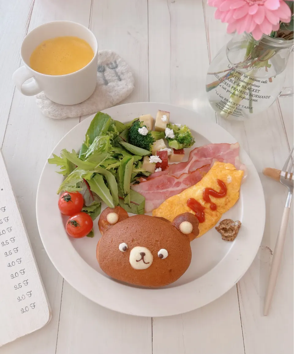 くまぱんで朝ごはん🧸|party martyさん