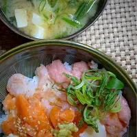 海鮮丼|すくらんぶるえっぐさん