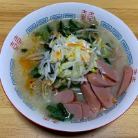 豚骨もやしニララーメン| 料理好きなじいさまさん