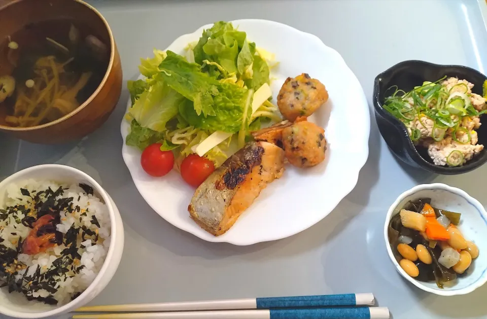 西京焼き　がんもどき　納豆　ふじっこ豆　きのこのお吸い物|さゆさん