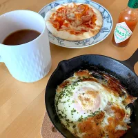 ひき肉チーズのすごもりたまごの朝ごはん| きょうさん