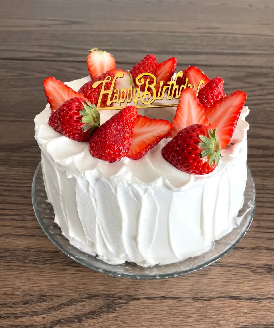いちごのバースデーケーキ🎂|Ｌilicaさん