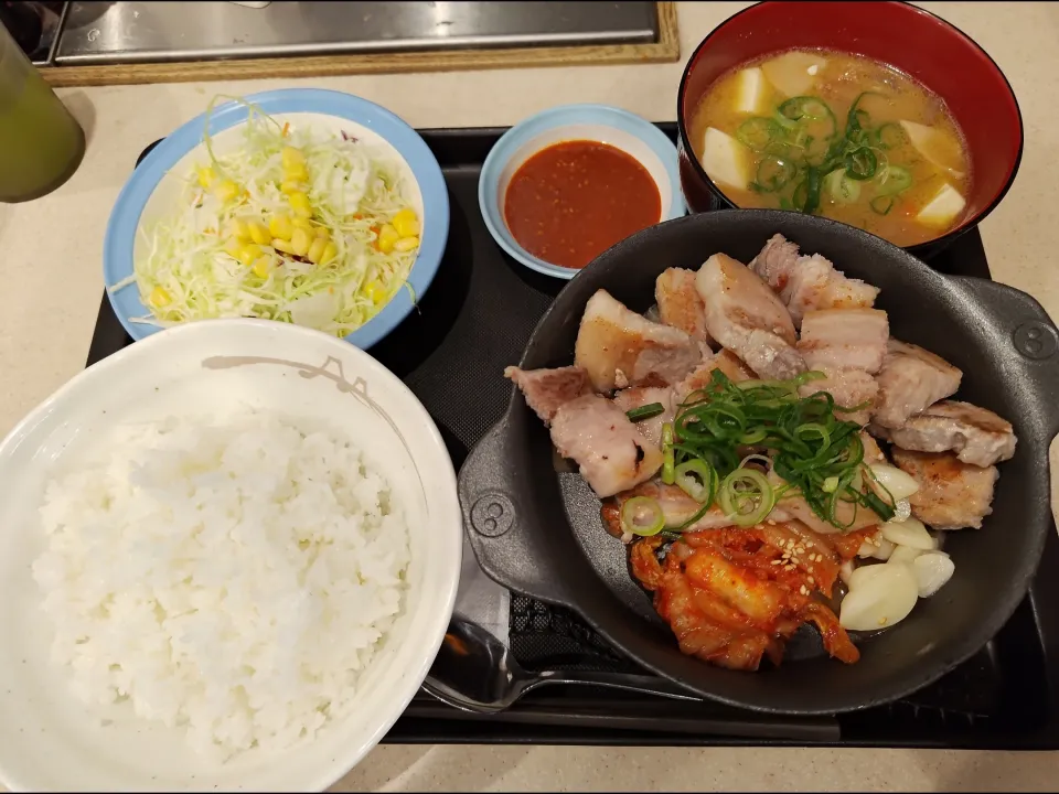サムギョプサル風豚バラ焼肉定食|アクちゃんさん