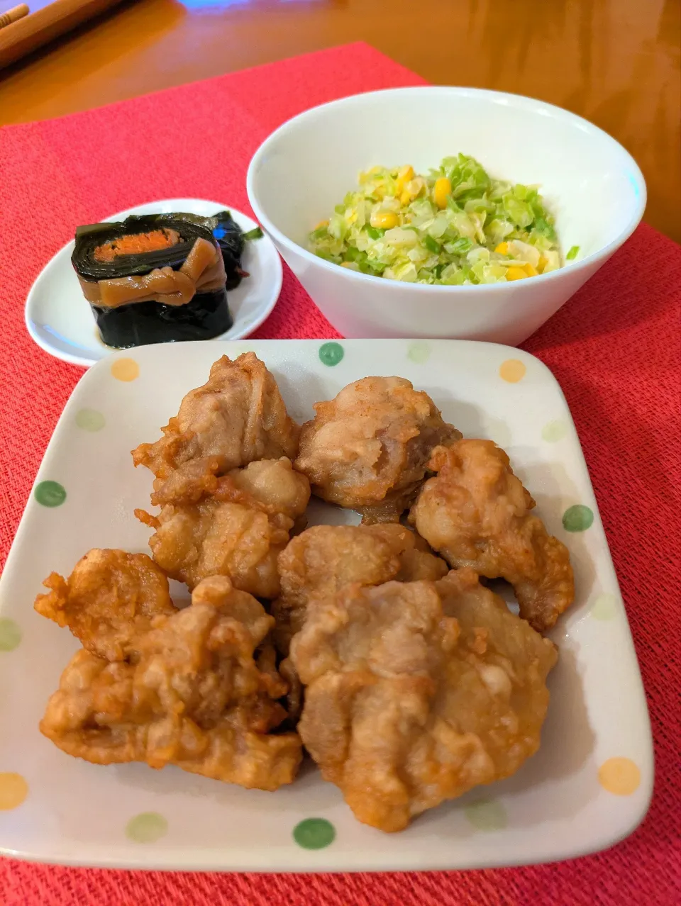 ☆唐揚げ　☆コールスローサラダ　☆鮭昆布巻|chikakoさん