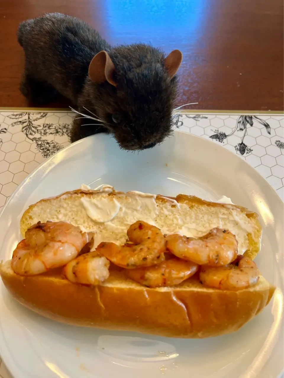 2025/3/1  エメリルのエッセンスで焼いたえびのサンドイッチ　Shrimp Sandwich with Emerils Essence, A Creole Seasoning|19 Boys & 野鳥さん