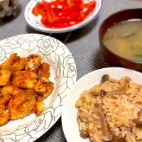 きのこご飯とサーモンの甘辛焼き|きなこさん