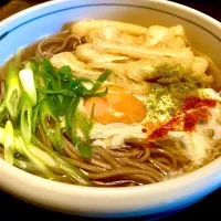 今日の麺好きランチは                                  「きざみ月見蕎麦」| mottoさん