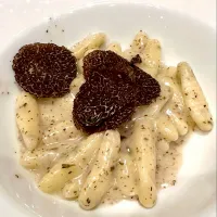 Cavatelli with Perigord Truffles|gonbenさん