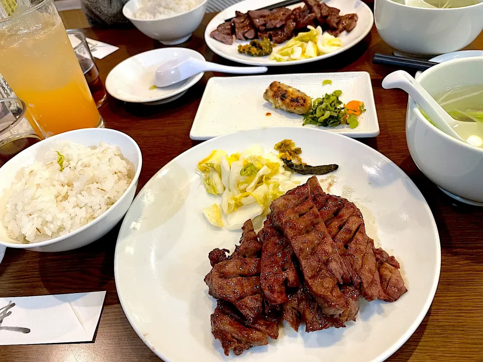 杉作・牛タン中盛り定食ランチ🍽️|ちゃっぴ〜さん