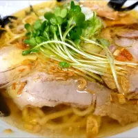 【3/5までの催事出展 from 大阪府
高槻市】
彩色ラーメン きんせい 高槻駅前店
黄金の塩ラーメン
＠京王百貨店 新宿店 
なにわ大阪 食いだおれうまいもんまつり
25059
〈醤34塩9噌󠄀6タ2昆3出2F3冷0〉| 大脇さん