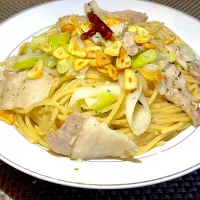 ネギと豚肉のペペロンチーノ|ご飯がススムくんさん