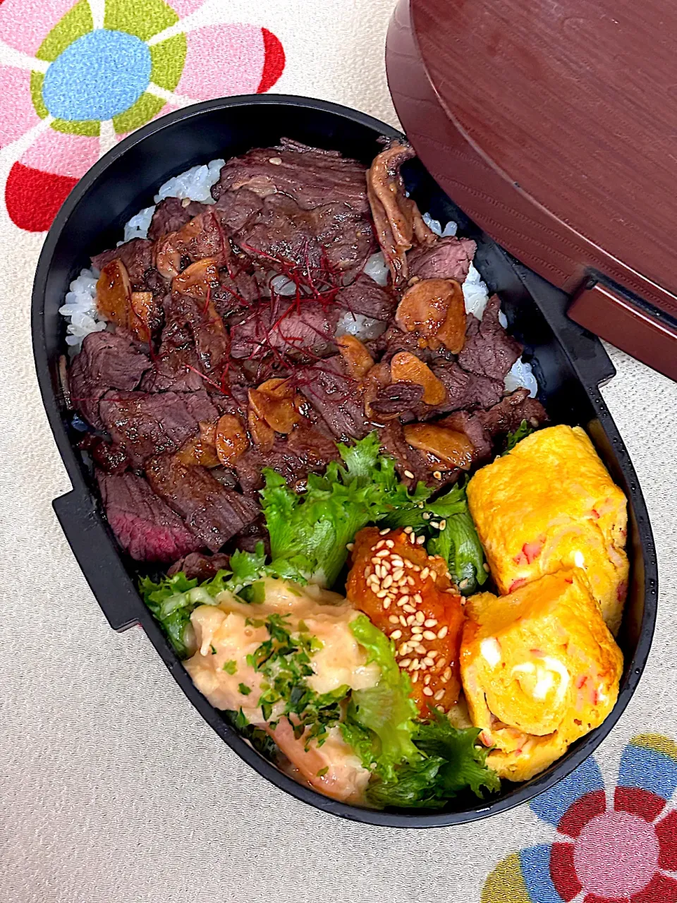 ガーリックステーキ弁当|Chiharϋnさん