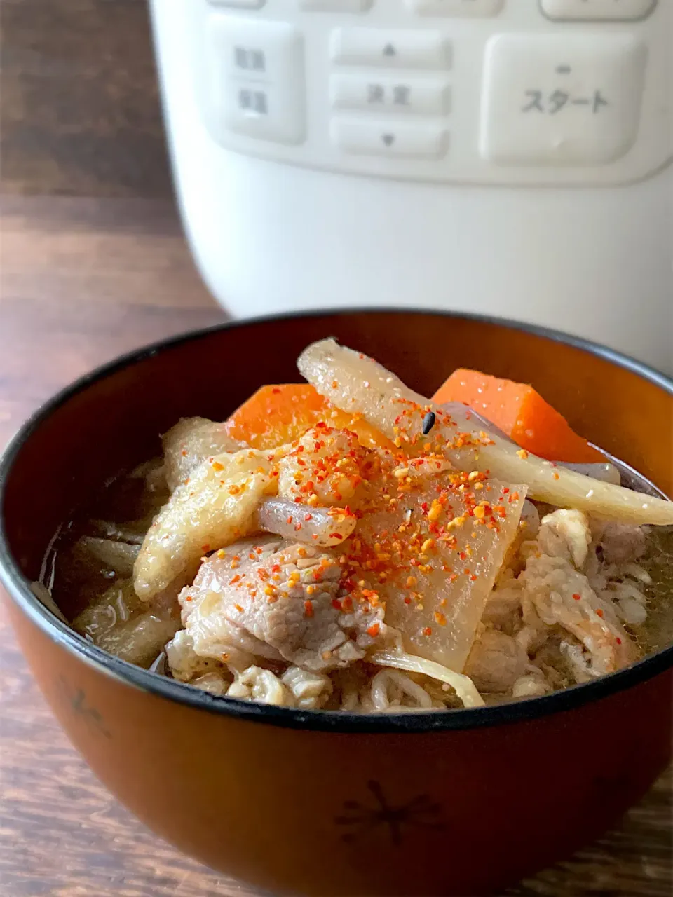 シロカおうちシェフde豚汁👩‍🍳|9421beruさん