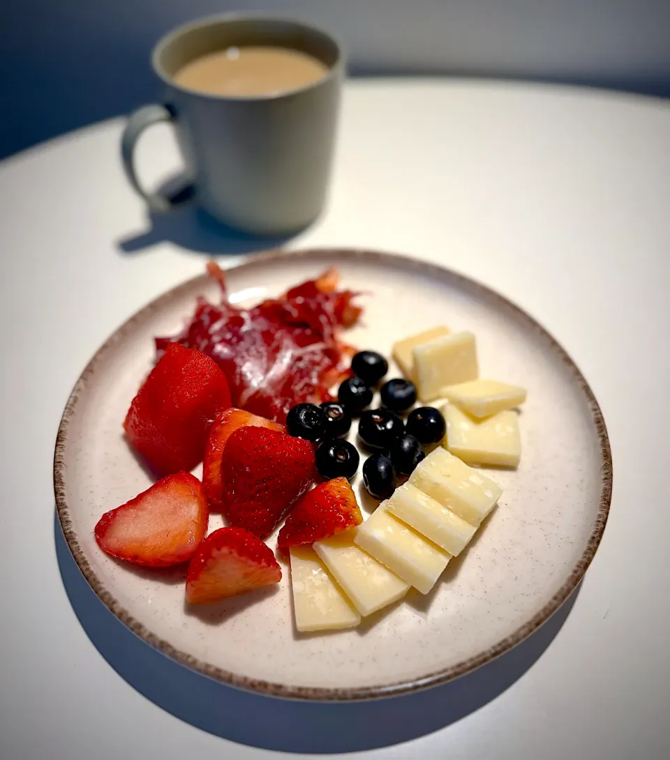Monday Snack|Zhen Zhenさん