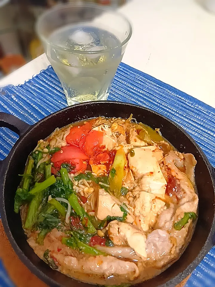 つぶみそとトマトの肉豆腐|setuさん