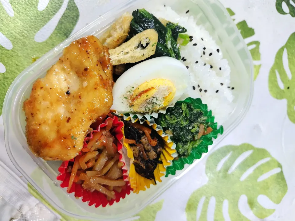 パパのお弁当です✨|rikako♪。.:＊さん