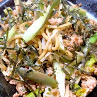 茗荷と豚ミンチの焼きそば🌱|さくたえさん