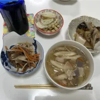 作り置きで晩御飯☆酢大豆☆豚汁☆きんぴら☆ぶり大根|Saharaさん