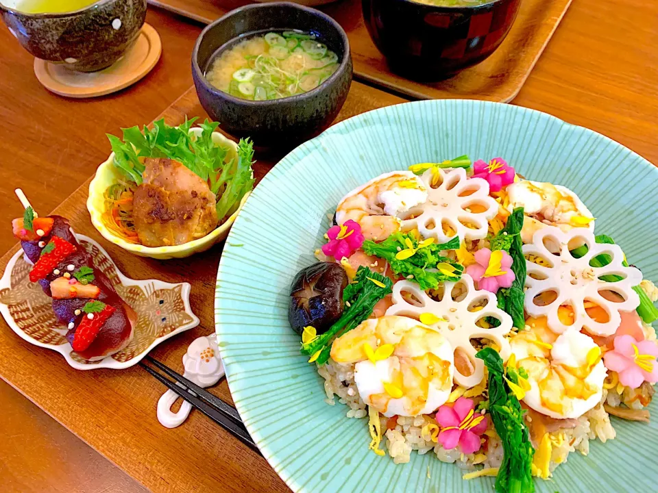 海老と菜の花のちらし寿司のおぼんごはん|すずさん