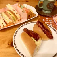 コメダランチ（ホットドッグ🌭・たまとまサンド🥪）|あめふくらさん