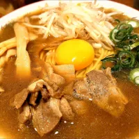 【3/15頃までの限定】 
渡なべ 
徳島ラーメン〈茶〉 (1,100円)
＋生卵 (50円)
＋ごはん (150円)
@高田馬場7分、西早稲田 
25062
〈醤35塩10噌󠄀7タ2昆3出2F3冷0〉