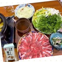 野菜大量消費に 鍋🍲|sakuramochiさん