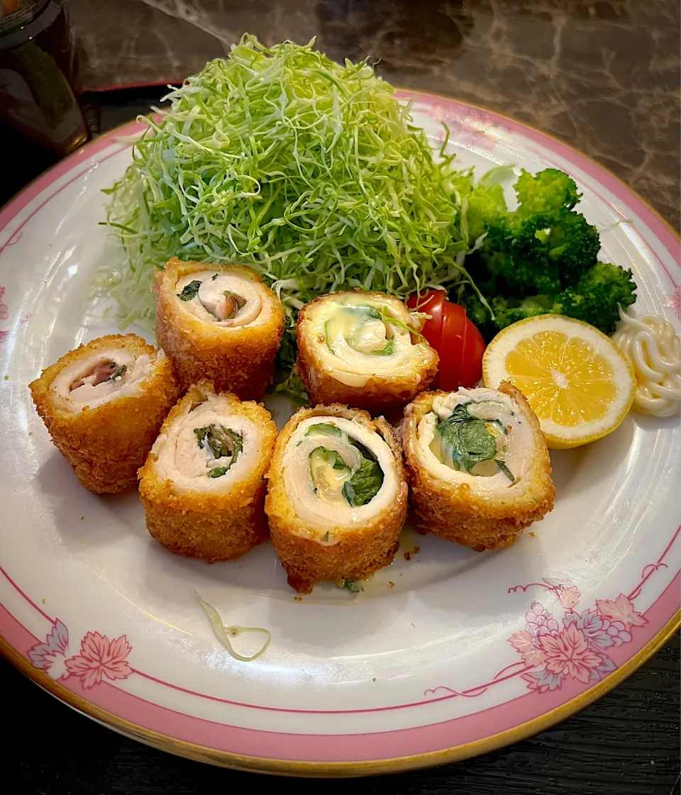 ササミを2本見つけた!🙌🏻梅、チーズ、大葉カツ|💍ごはん🍚さん