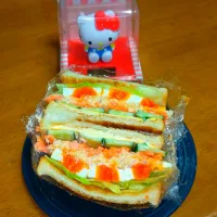 わんぱくサンド🥪|とししいたけさん