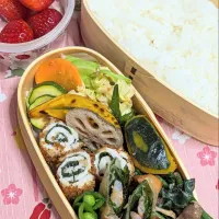 昨日のお弁当〜ささみの大葉ロールカツレツとミニエビ大葉春巻弁当