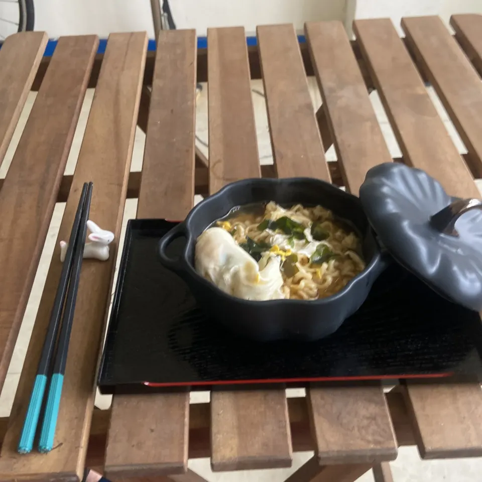 開箱南瓜盅煮泡麵|從🐈‍⬛邁向🦭之路さん