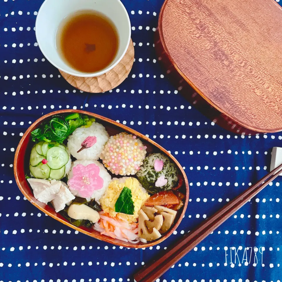 お雛様の残りだよ弁当|FIKA789さん