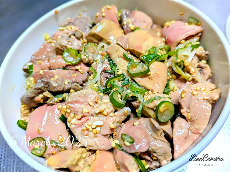鶏レバー・ハツのネギ塩和え|TakeBooさん