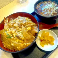 天とじ丼| タマチャンフーズさん