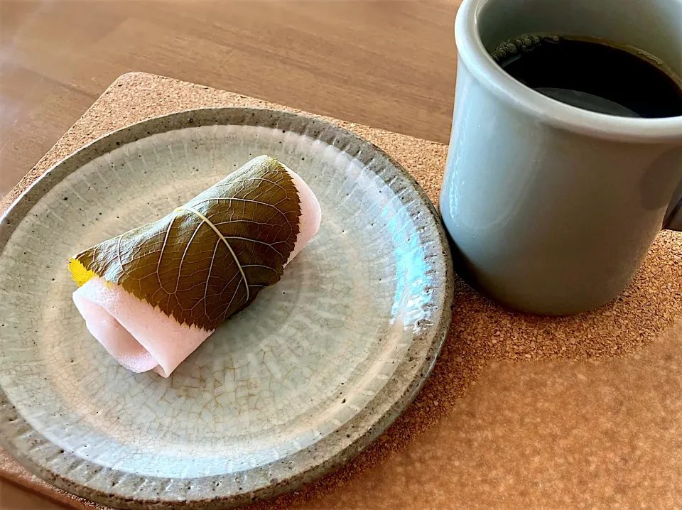 桜餅にマンデリンを|リフルシャッフルさん