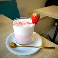 いちごカプチーノ🍓|髙野泰朋さん