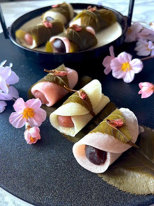 Snapdishの料理・レシピ写真:桜餅~関東風🌸｜おうち桜スイーツも満開です🌸