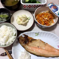 ふわふわホッケ定食🤗|noeさん