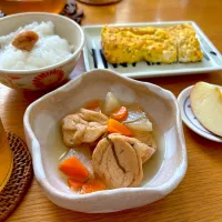 FitDishさんの「野菜とがんもどきの煮物」で朝ごはん|むぎこさん