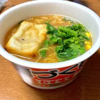 インスタントラーメンにお餅|みんみんさん