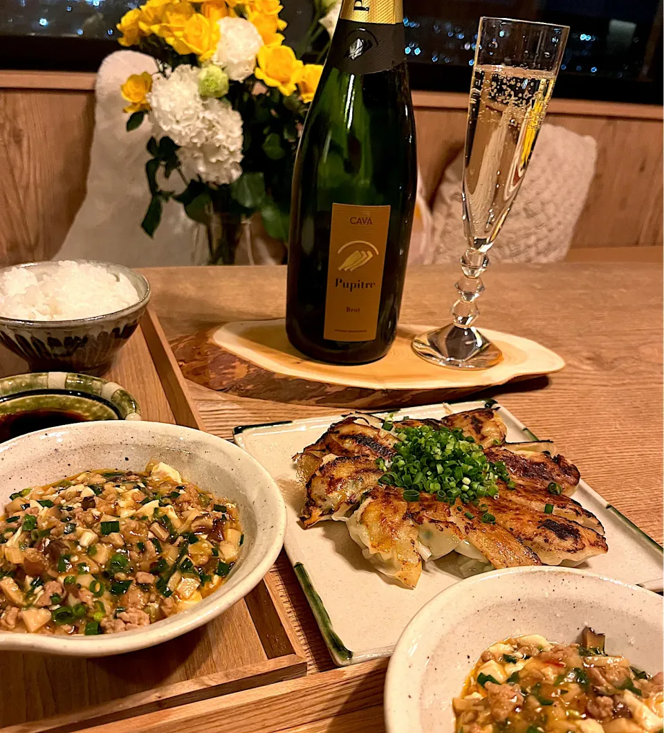 今夜は四川風麻婆豆腐　餃子|izunさん