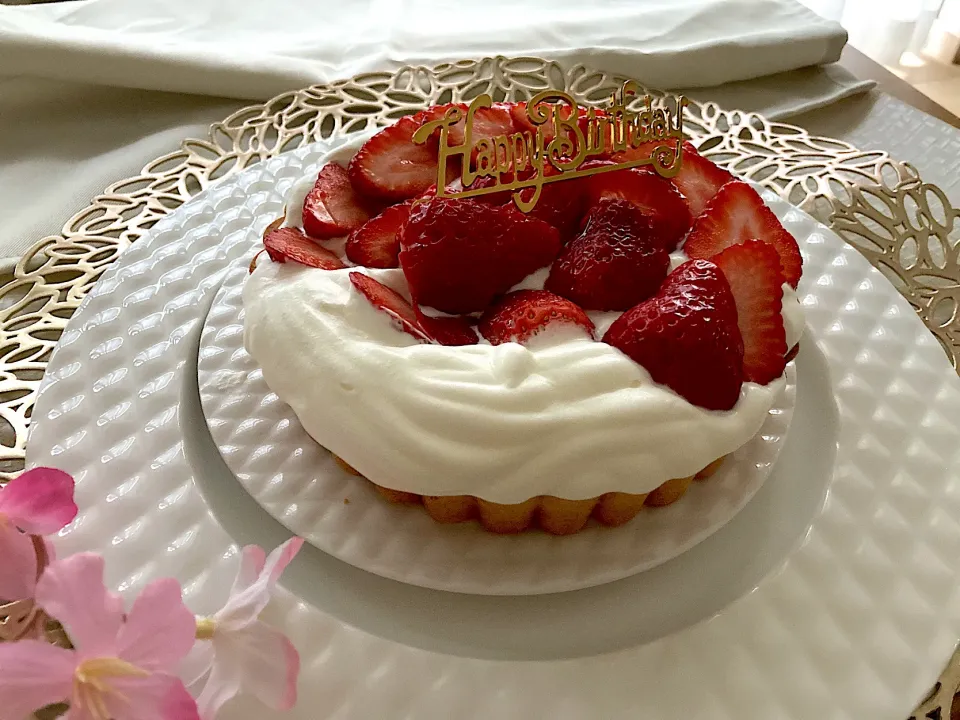 いちごのタルト🍓|花🍀さん