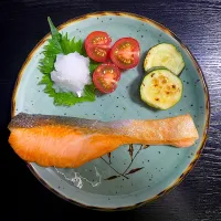 鮭の塩焼き🐟|ちんすこうBOYZさん