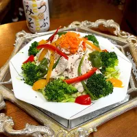 鶏むね肉サラダ🥗塩麹パウダー＊つぶみそ